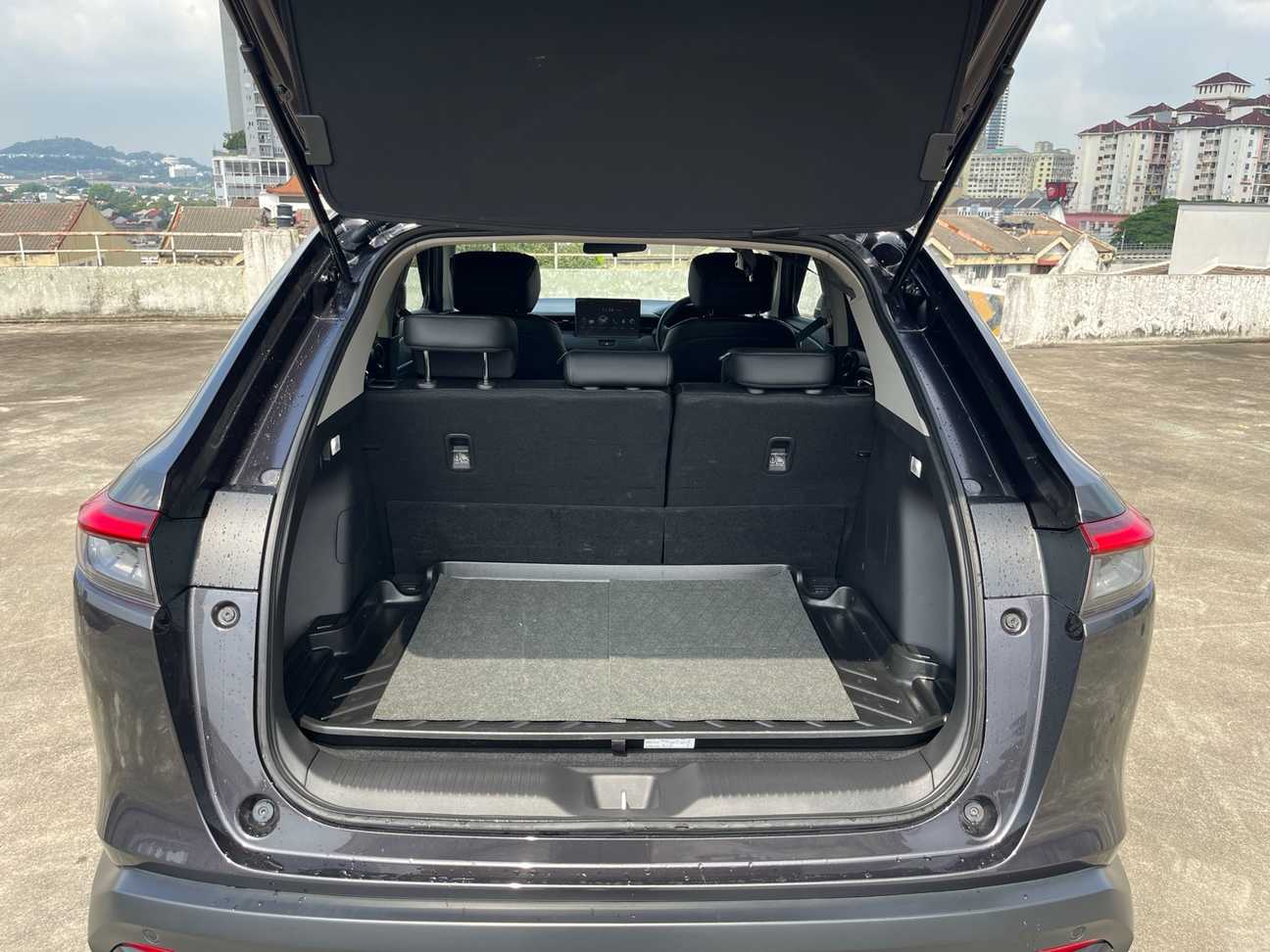 used 2024 Honda HR-V V 1.5