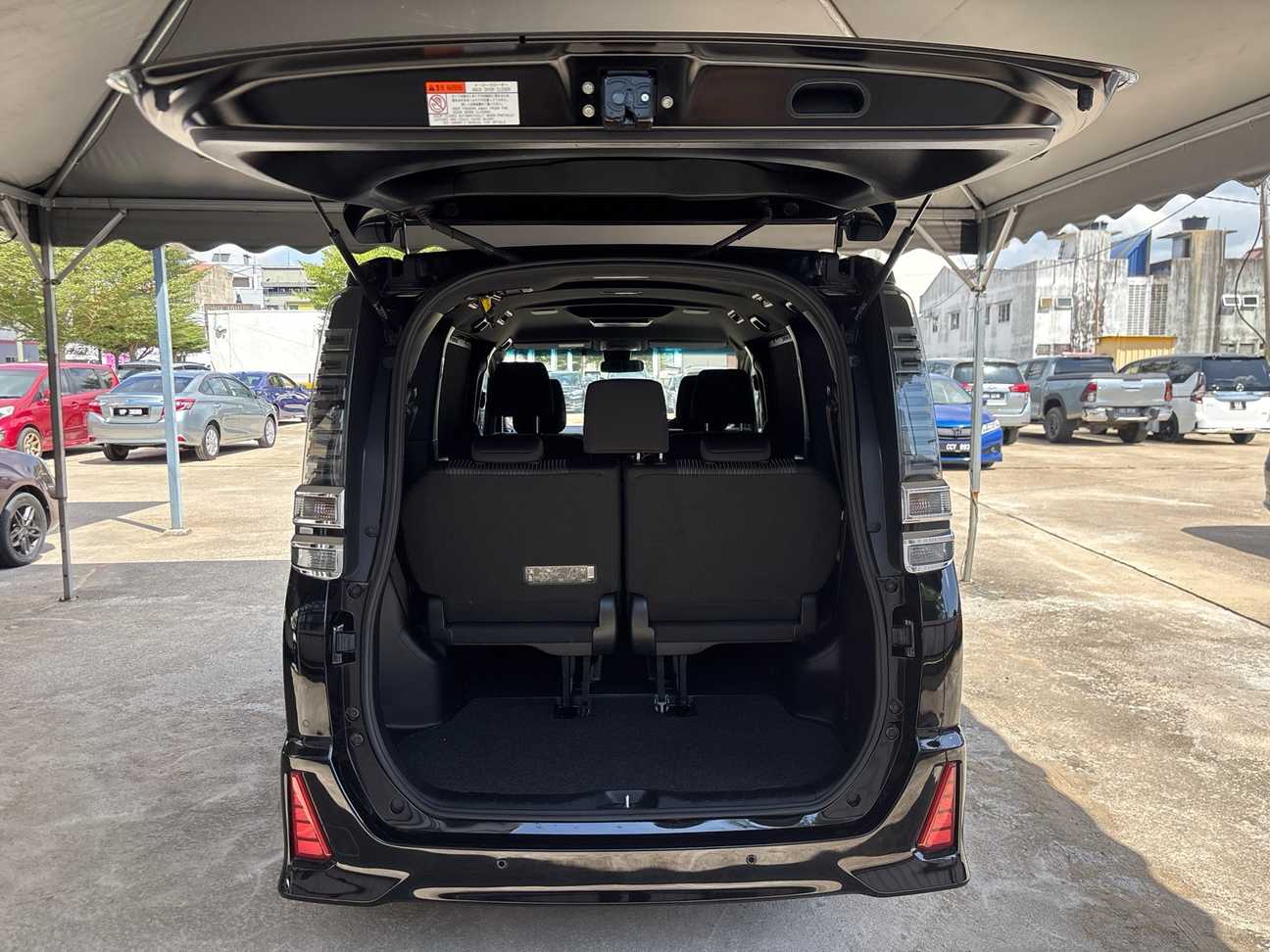 terpakai 2019 Toyota Voxy ZS Kirameki II Edition 2.0