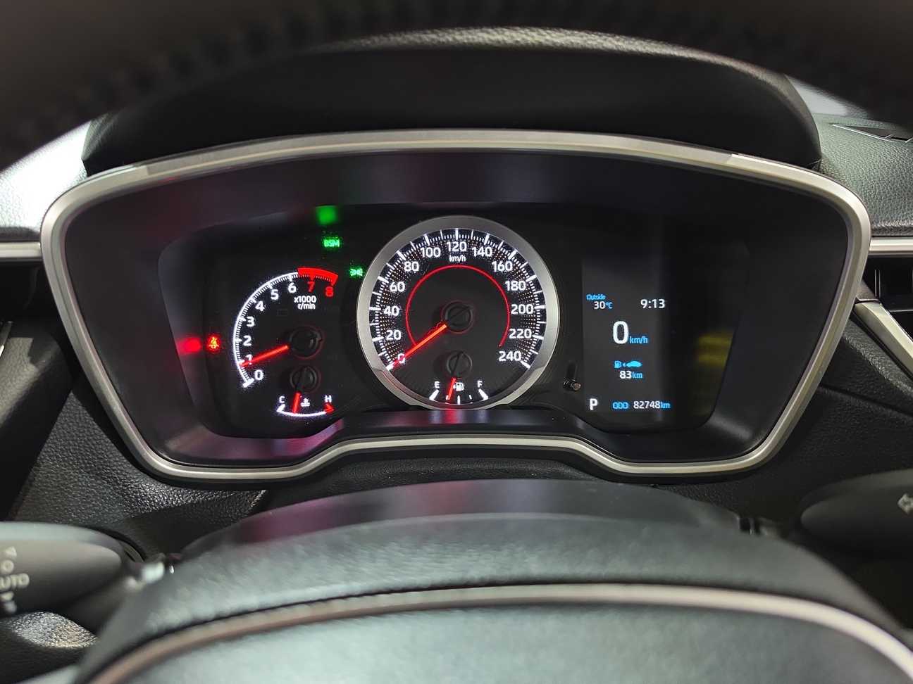 used 2022 Toyota Corolla Cross V 1.8
