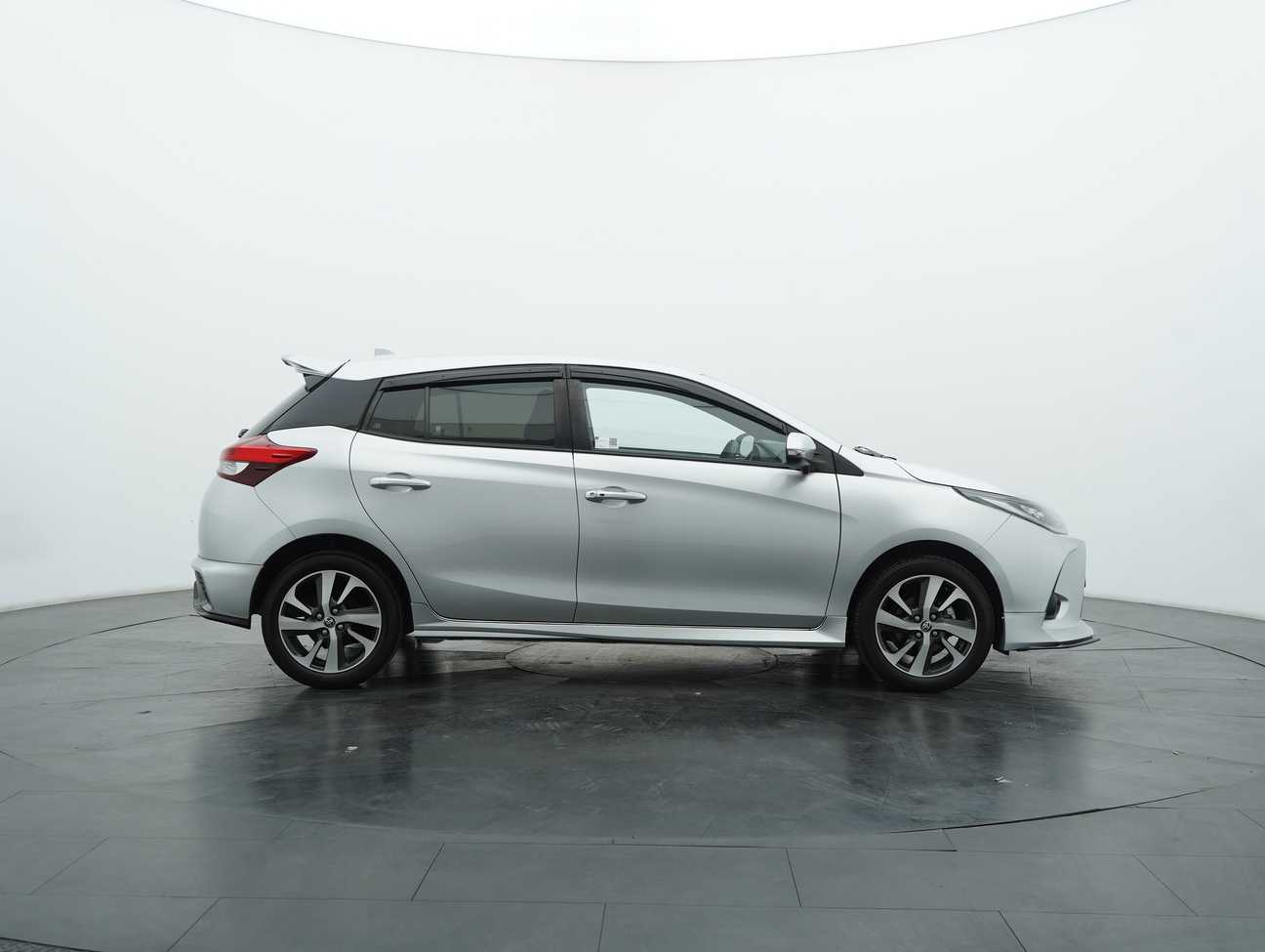 terpakai 2021 Toyota Yaris E 1.5