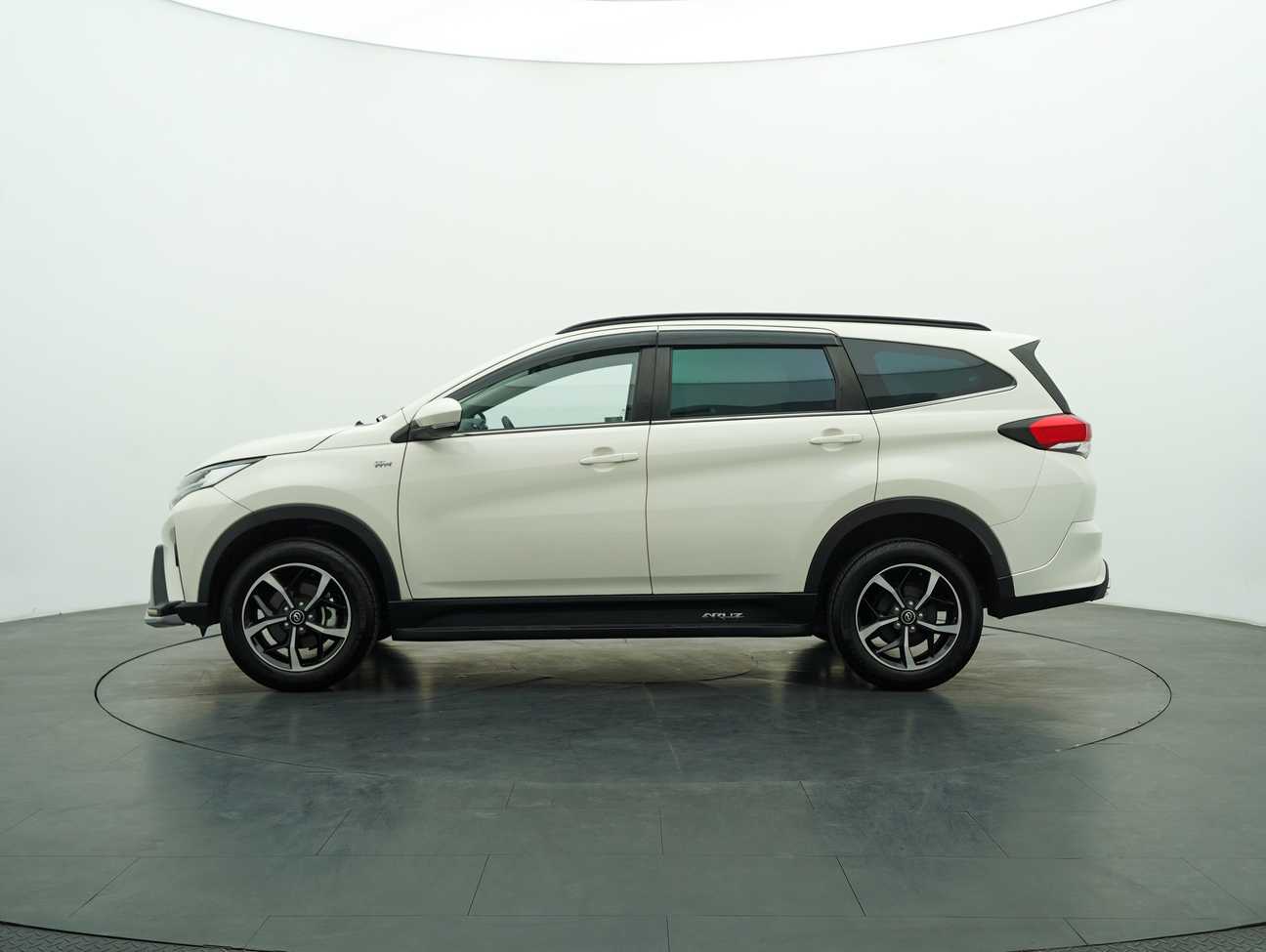 terpakai 2022 Perodua Aruz AV 1.5