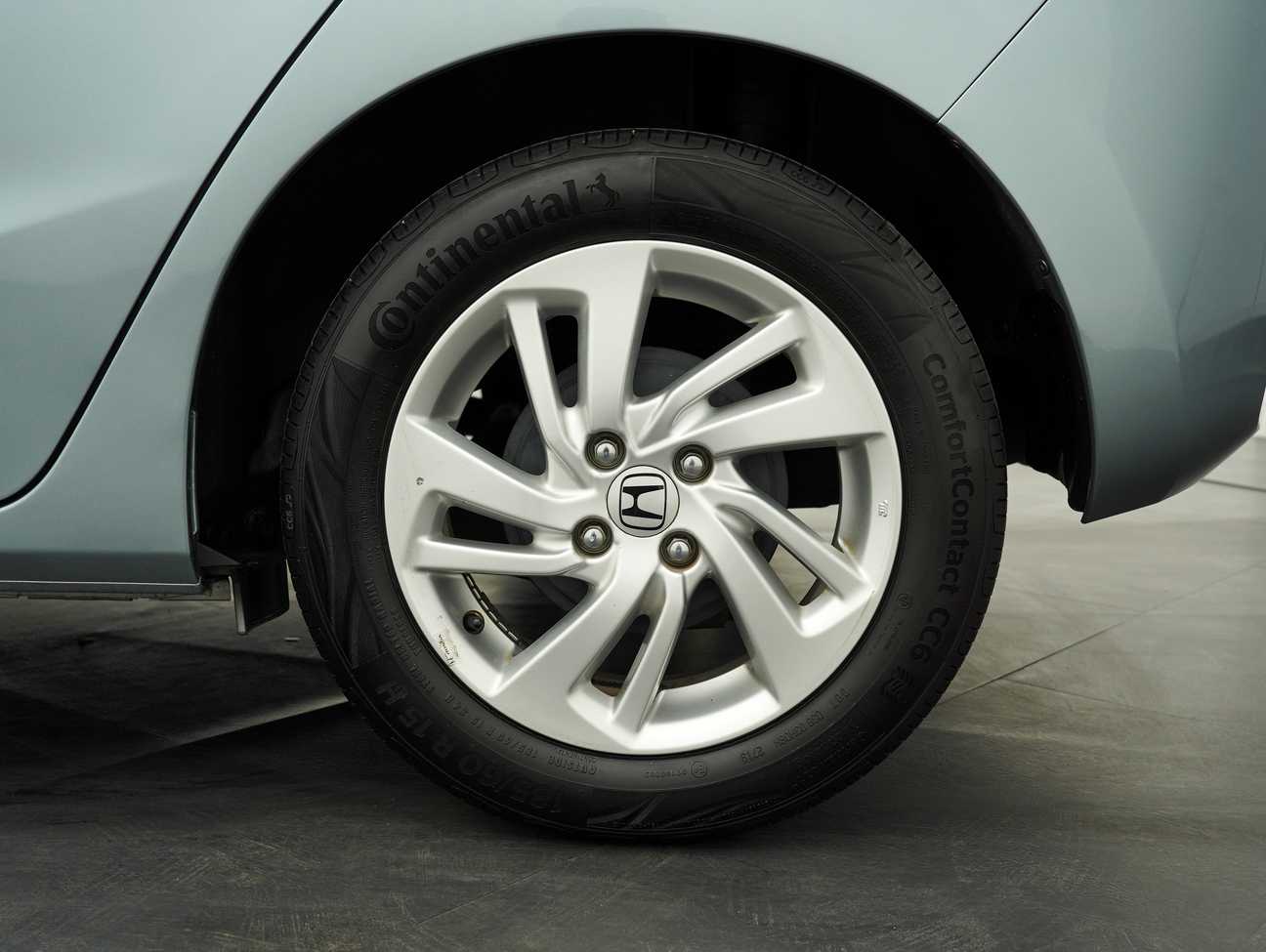 used 2016 Honda Jazz E 1.5