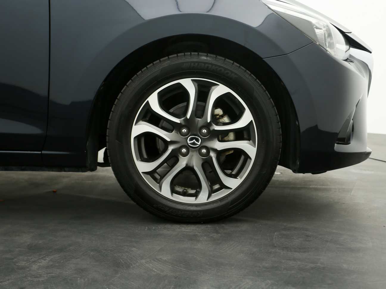 terpakai 2017 Mazda 2 HATCHBACK SKYACTIV 1.5