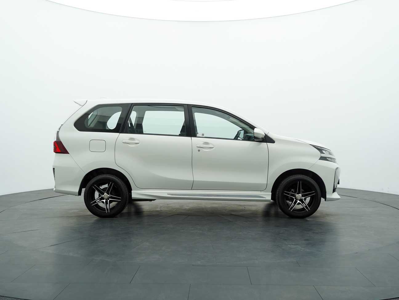 terpakai 2020 Toyota Avanza S 1.5