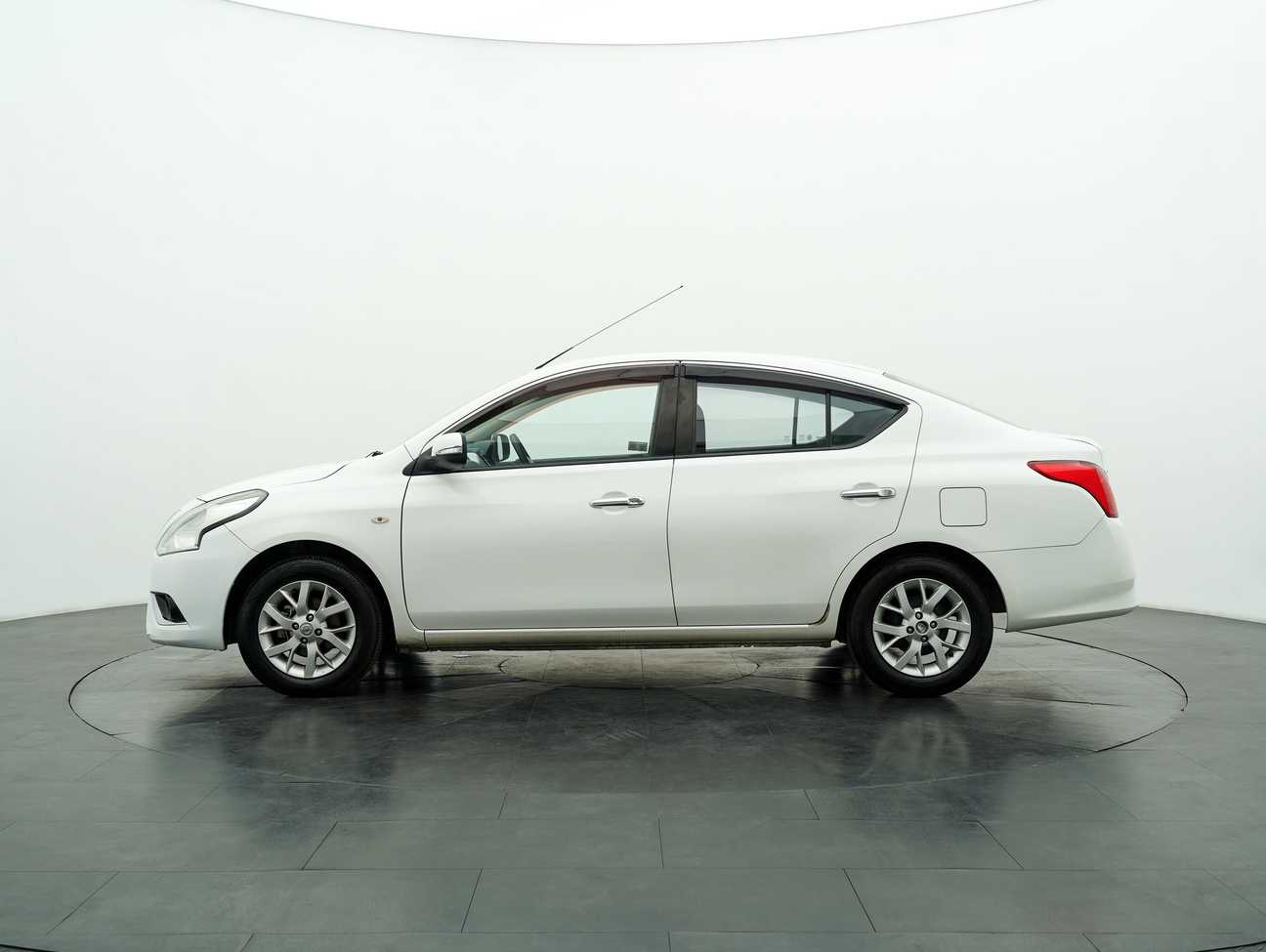 terpakai 2015 Nissan Almera V 1.5