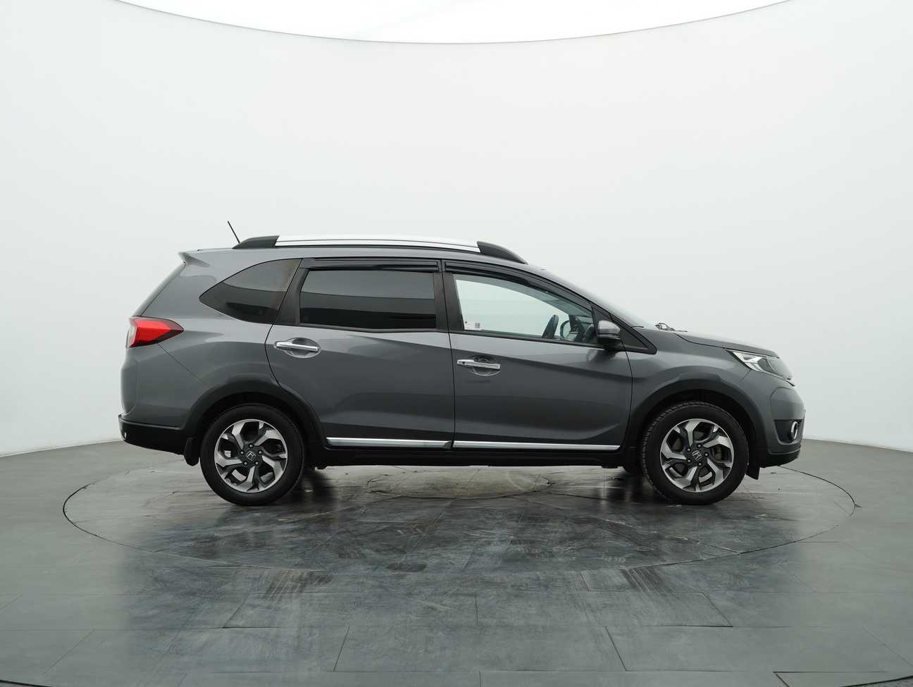 used 2018 Honda BR-V V 1.5