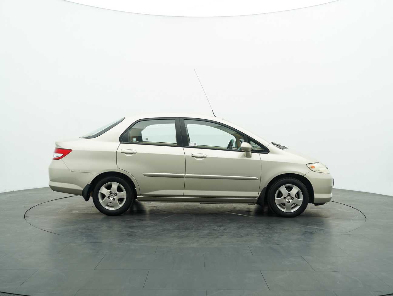 used 2004 Honda City i-DSI 1.5
