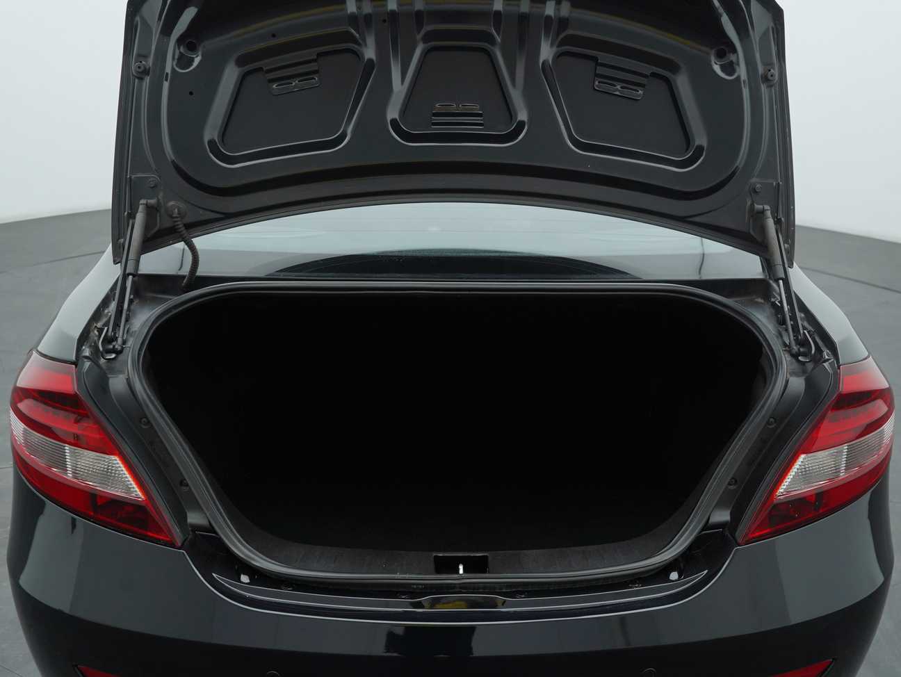 used 2016 Proton Persona SV 1.6