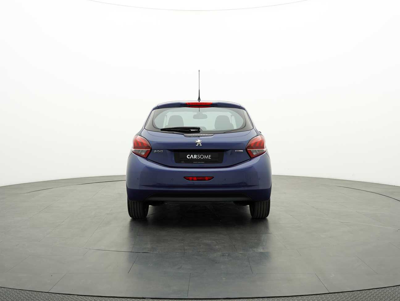 terpakai 2017 Peugeot 208 PureTech 1.2