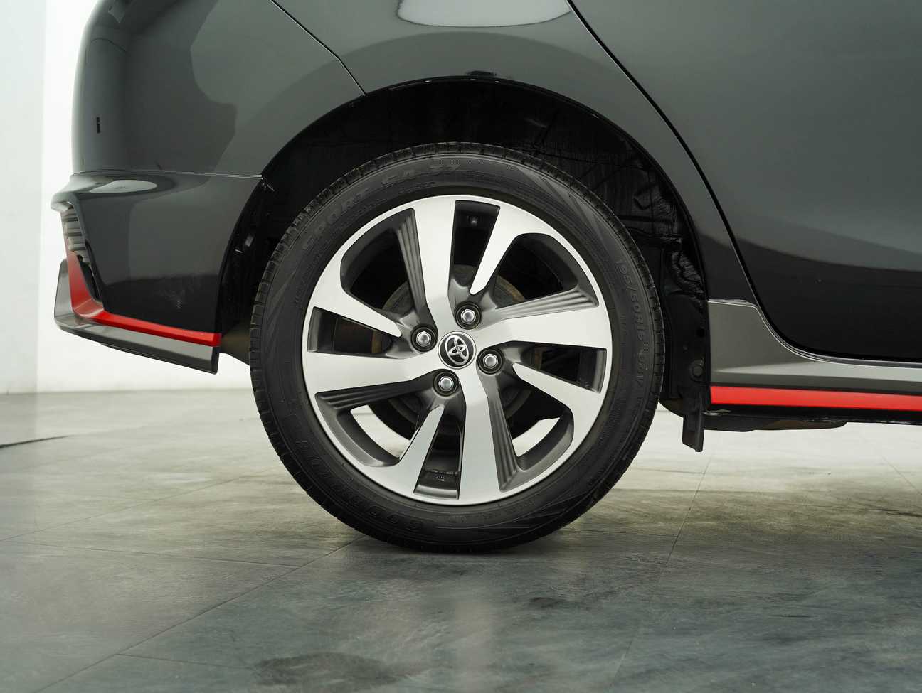 terpakai 2020 Toyota Yaris E 1.5