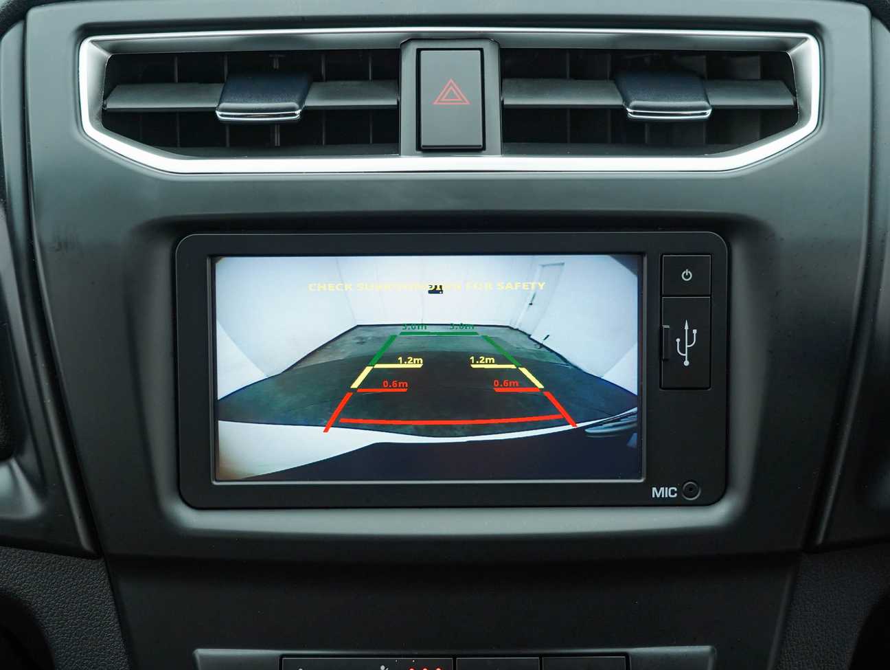 terpakai 2020 Perodua Aruz X 1.5