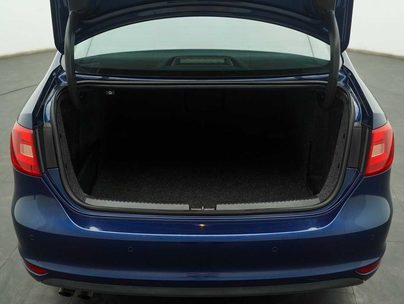 terpakai 2013 Volkswagen Jetta TSI 1.4