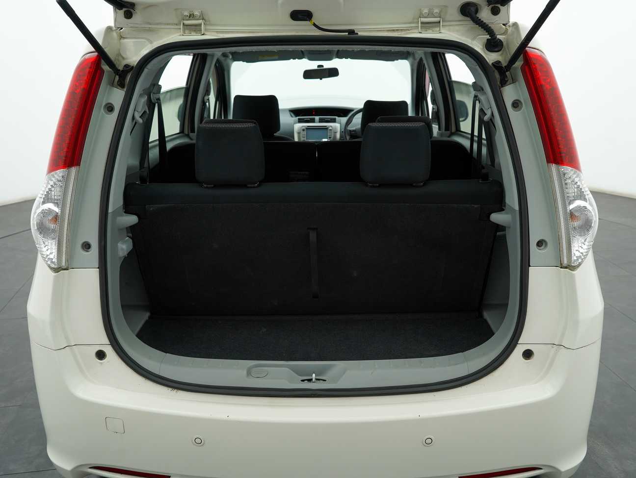 used 2013 Perodua Alza EZi 1.5