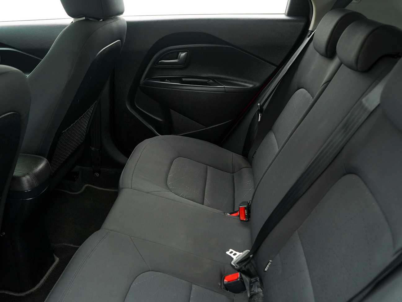 terpakai 2013 Kia Rio SX 1.4