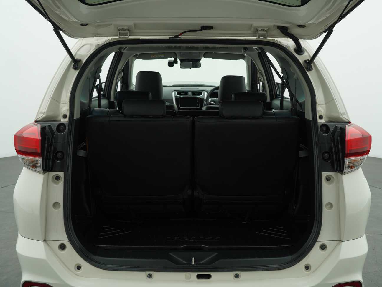 terpakai 2020 Perodua Aruz AV 1.5