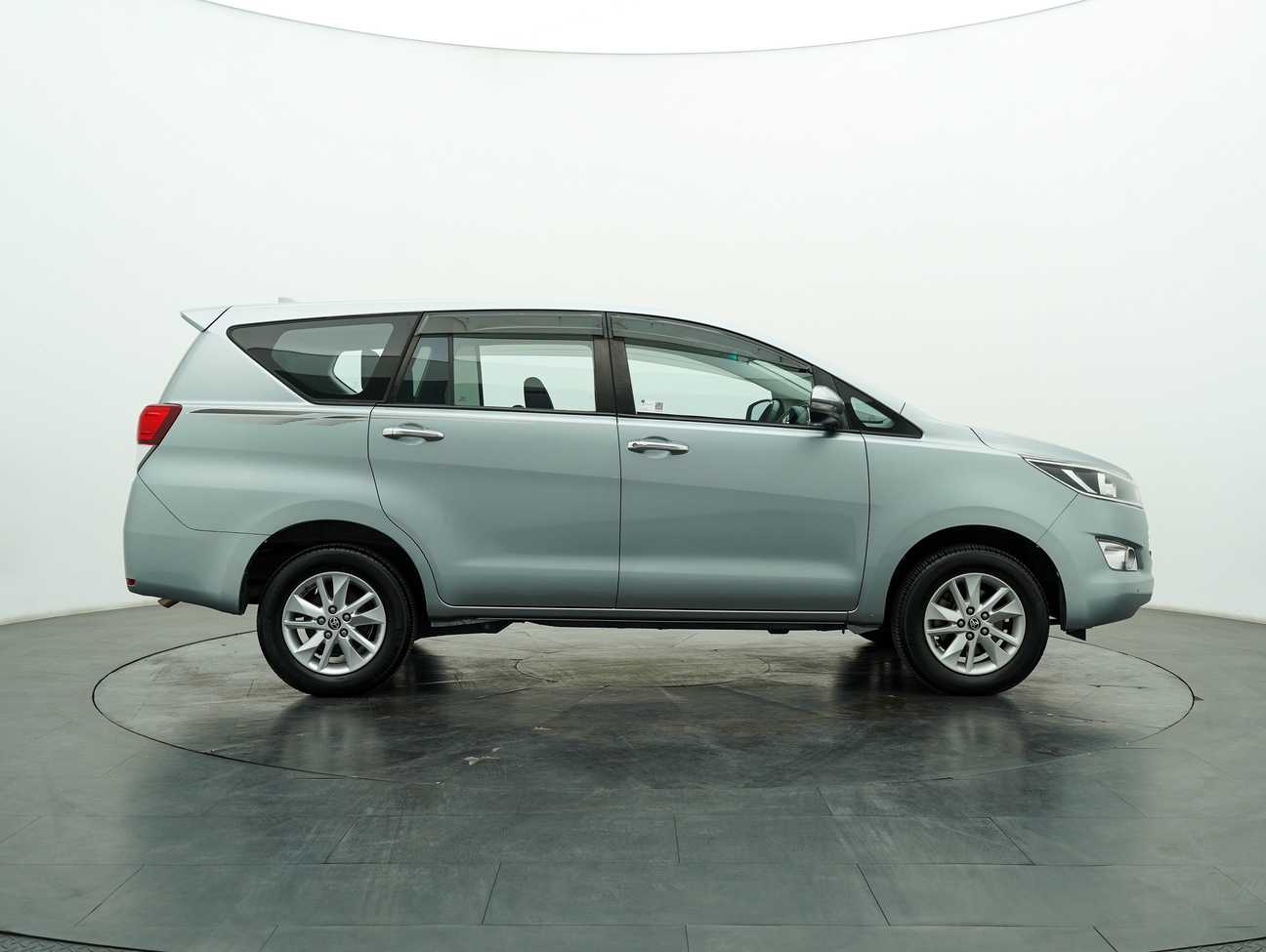 used 2020 Toyota Innova G 2.0