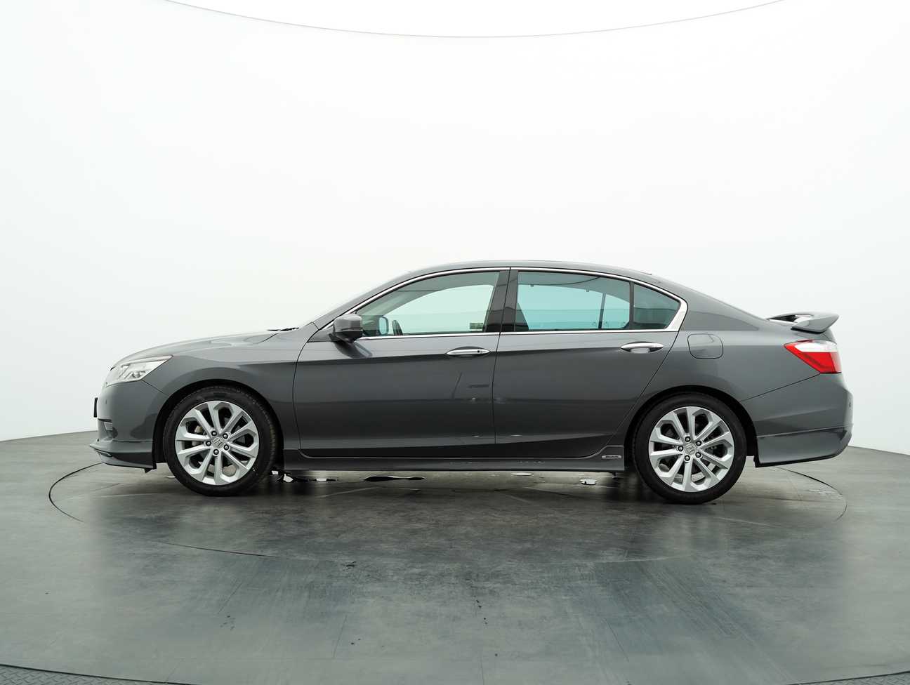 terpakai 2014 Honda Accord VTi-L 2.4