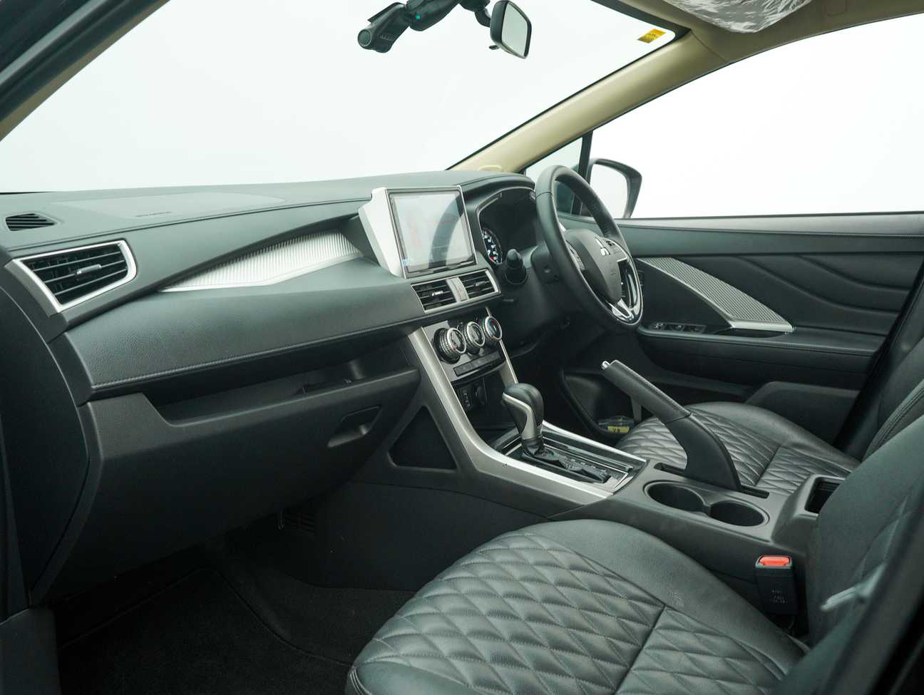 used 2022 Mitsubishi Xpander  1.5