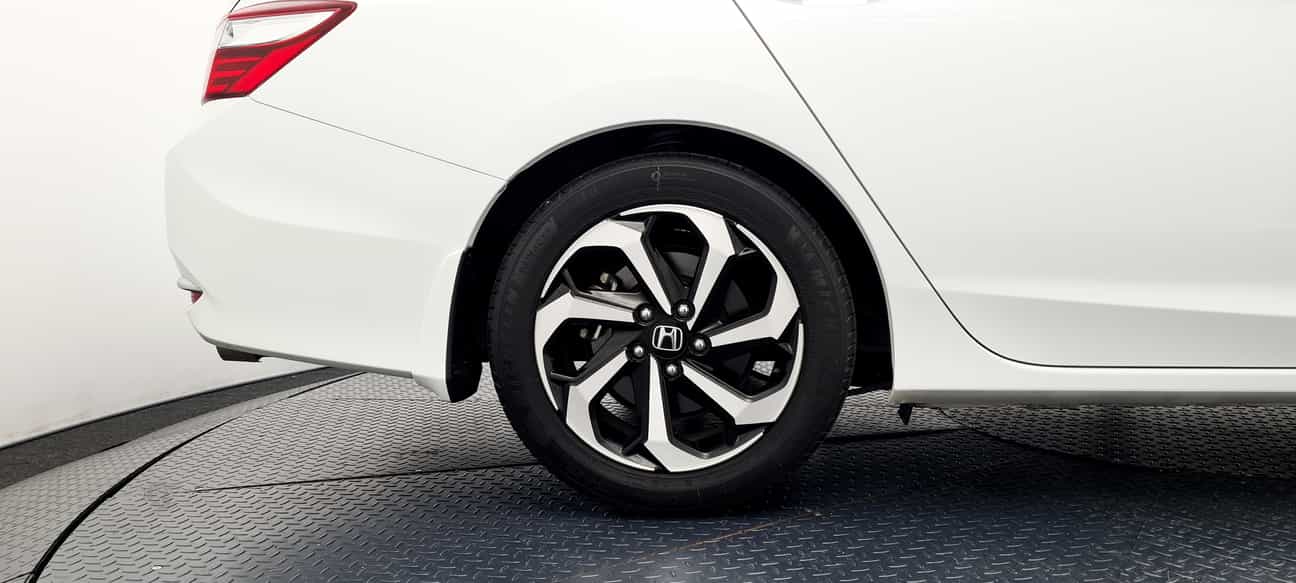 used 2017 Honda ACCORD VTI-L 2.0