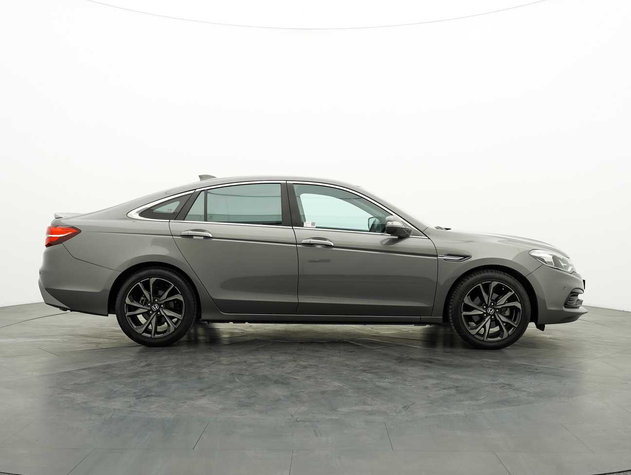 used 2016 Proton Perdana  2.0