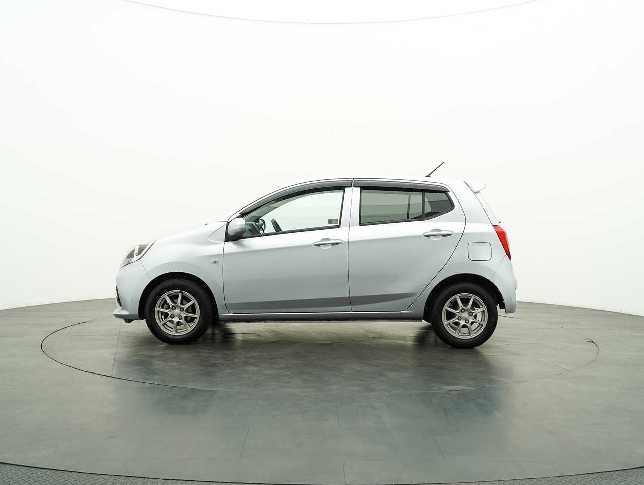 terpakai 2017 Perodua AXIA G 1.0