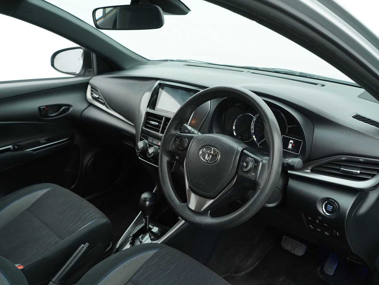 used 2022 Toyota Yaris E 1.5