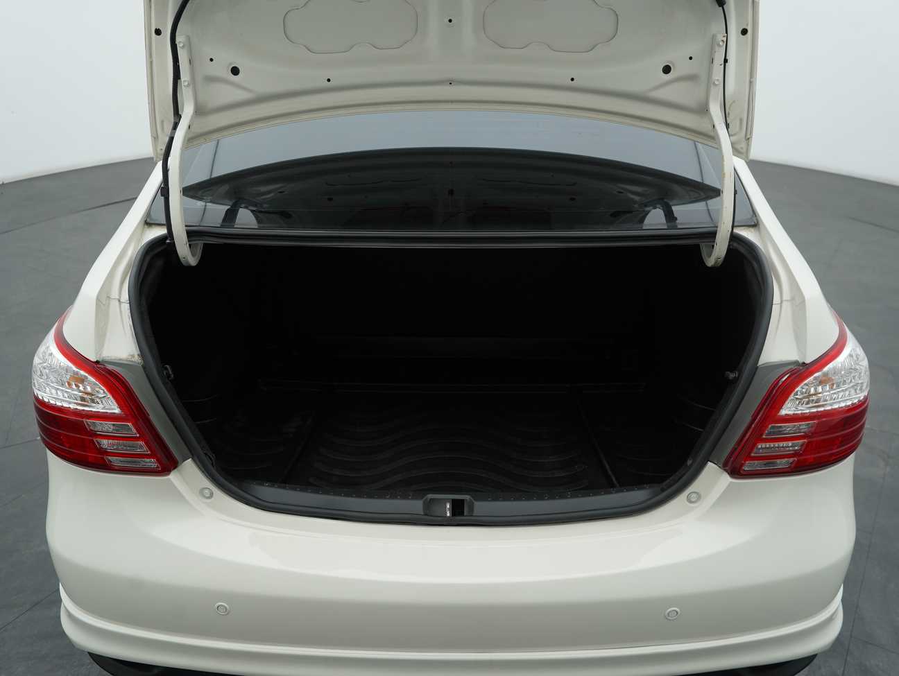 terpakai 2013 Toyota Vios J 1.5