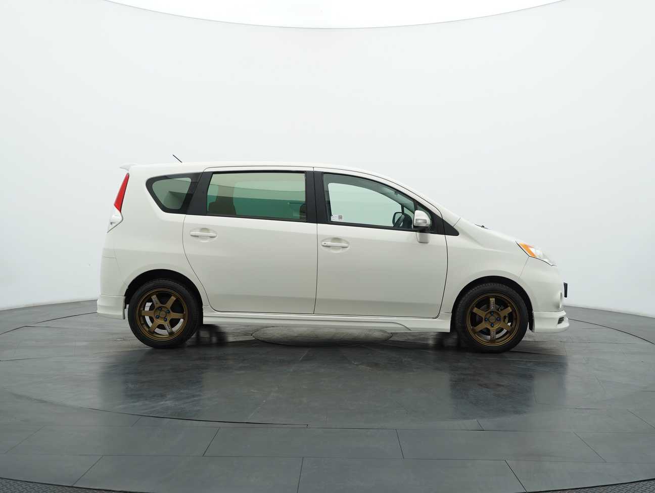 used 2012 Perodua Alza EZi 1.5