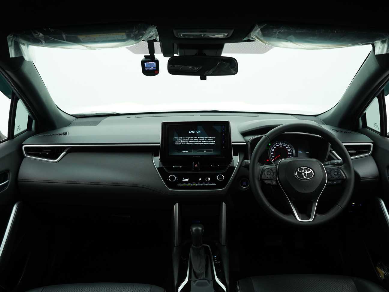 used 2022 Toyota Corolla Cross V 1.8