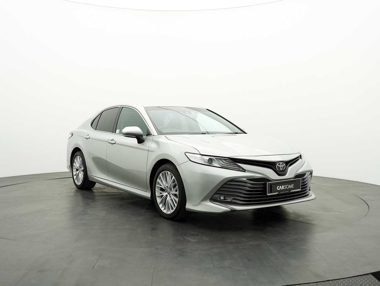 used 2020 Toyota Camry V 2.5