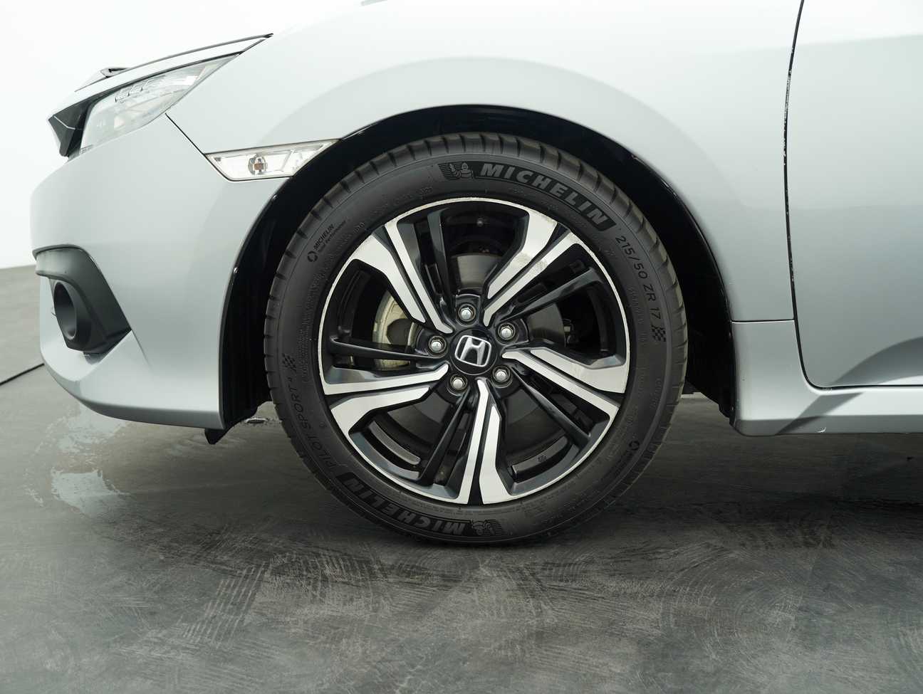 used 2016 Honda Civic TC-P 1.5