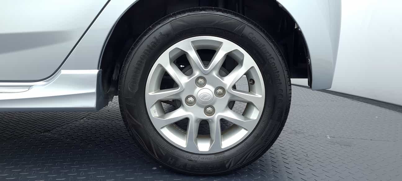 terpakai 2015 Perodua AXIA SE 1.0