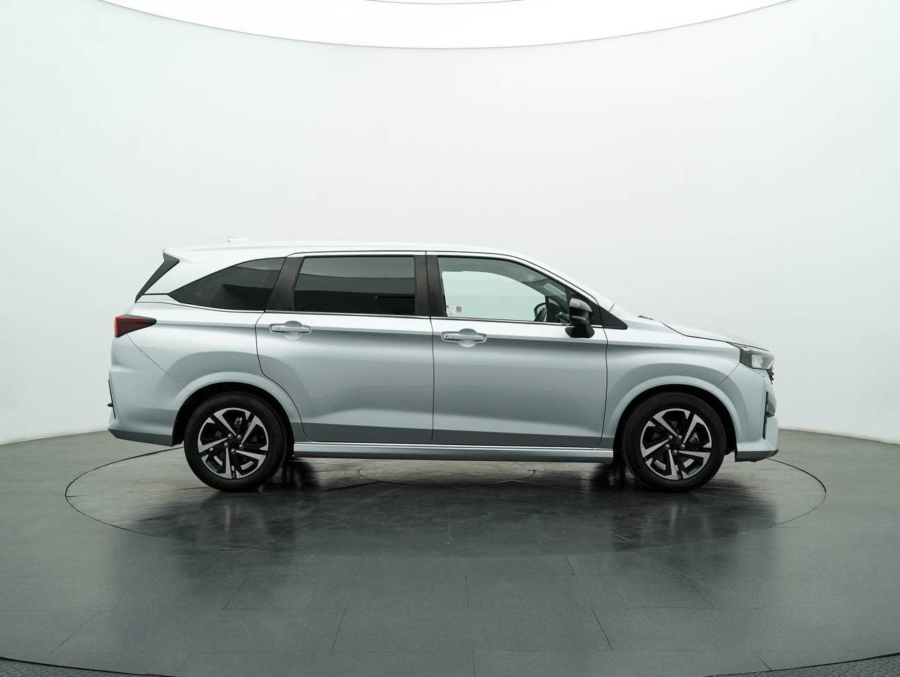 used 2023 Perodua Alza AV 1.5
