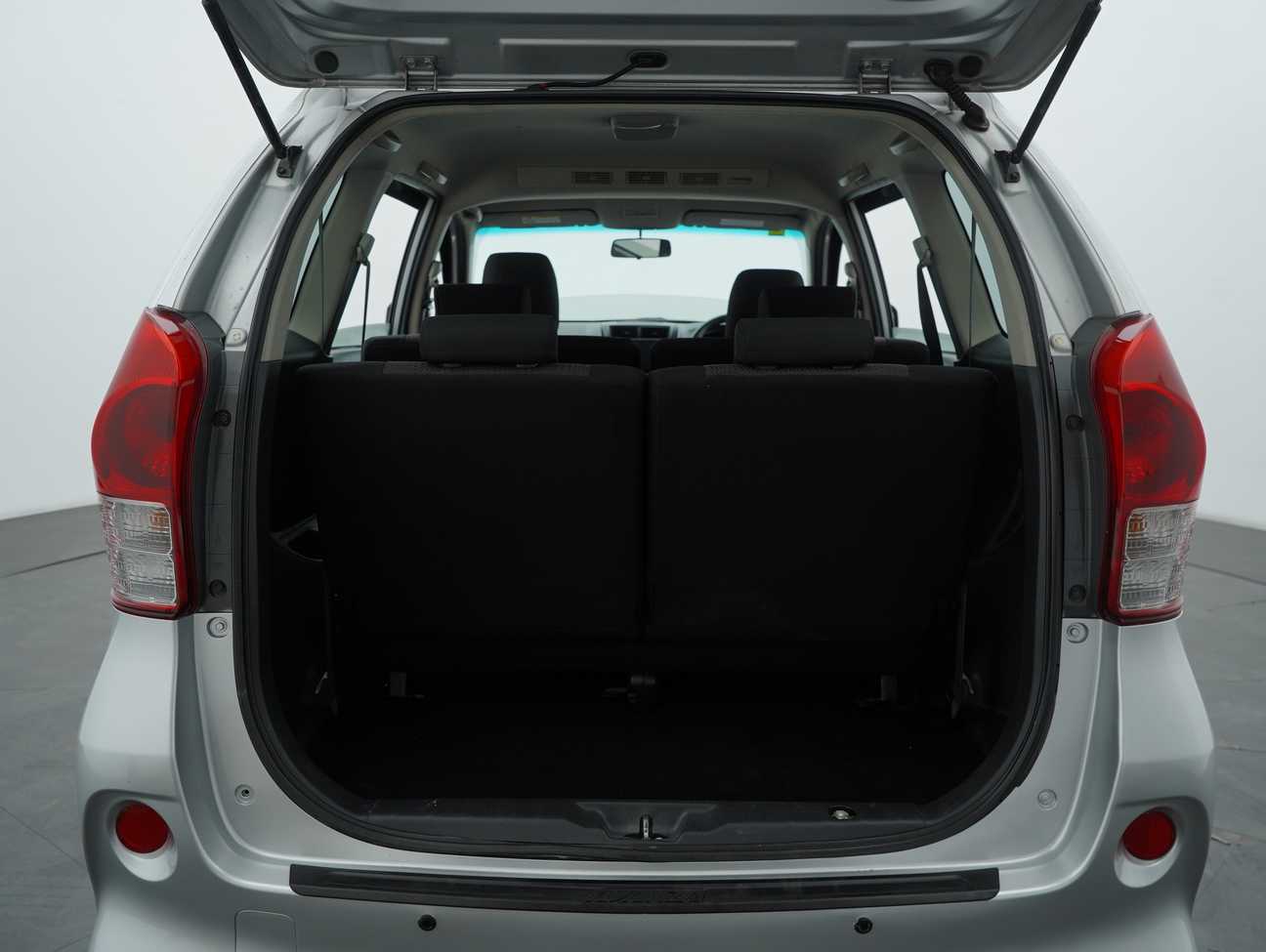 terpakai 2015 Toyota Avanza S 1.5