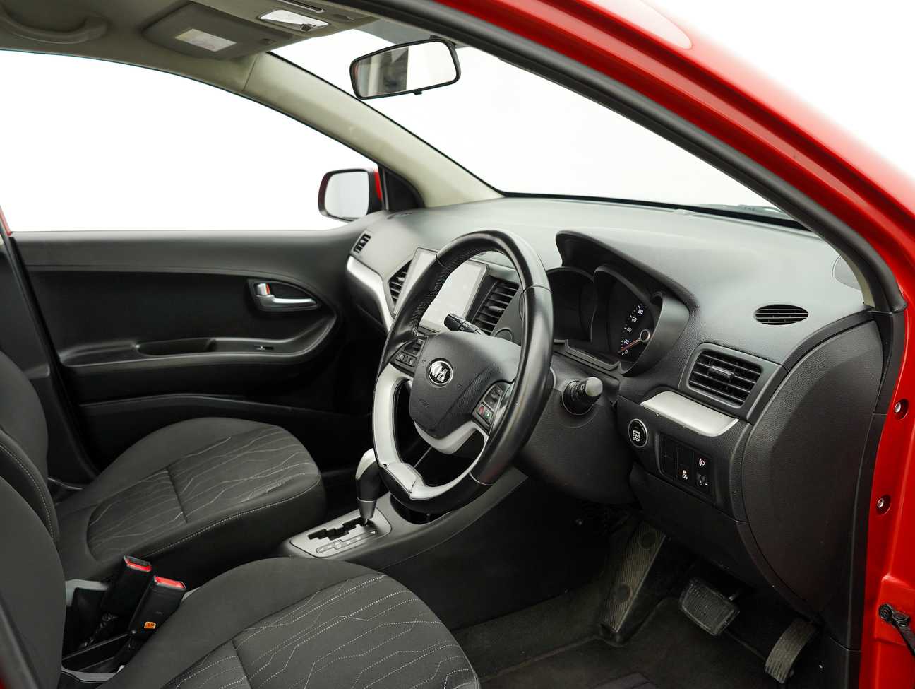 terpakai 2014 Kia Picanto  1.2
