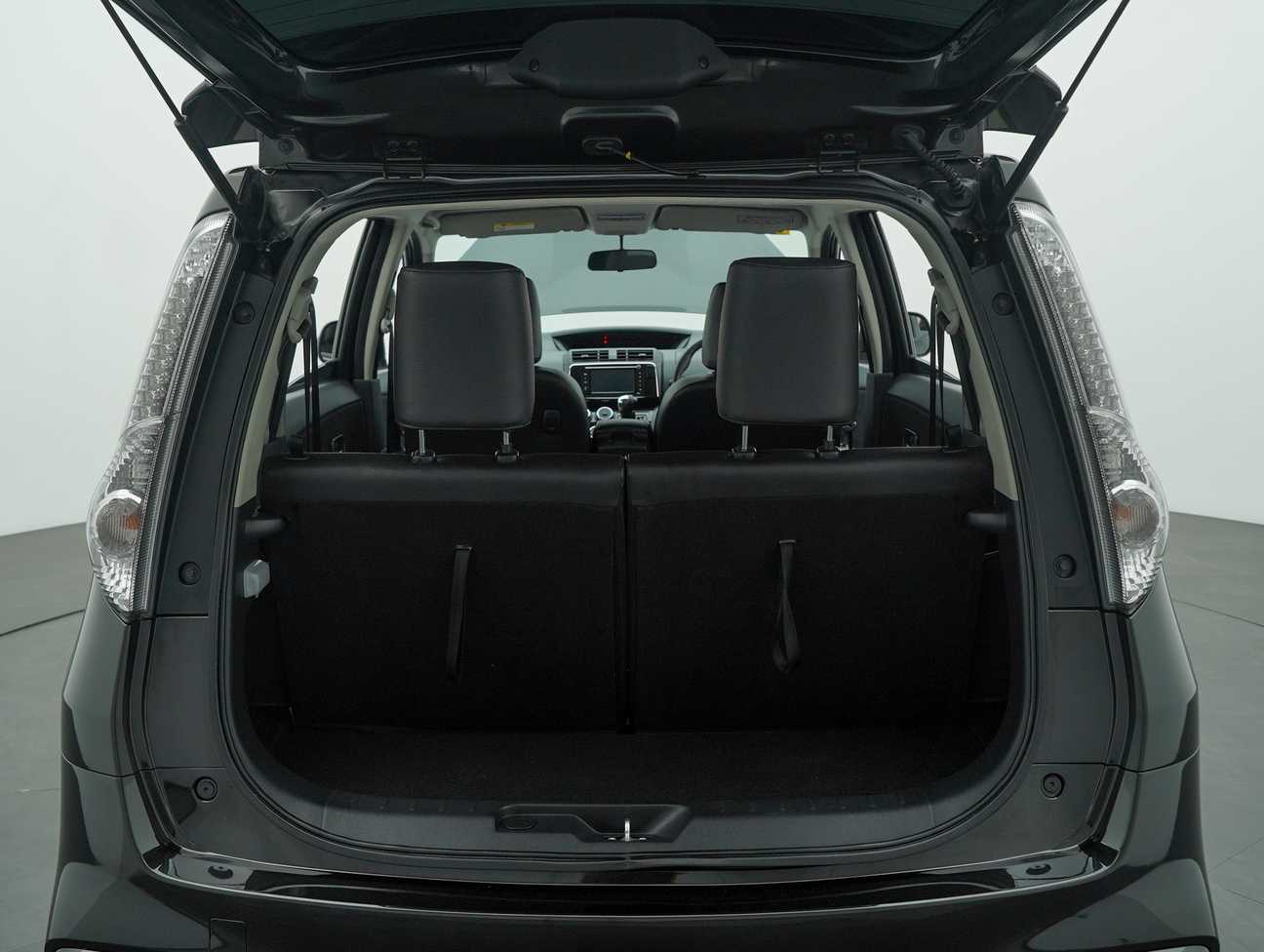 terpakai 2021 Perodua Alza Advance 1.5