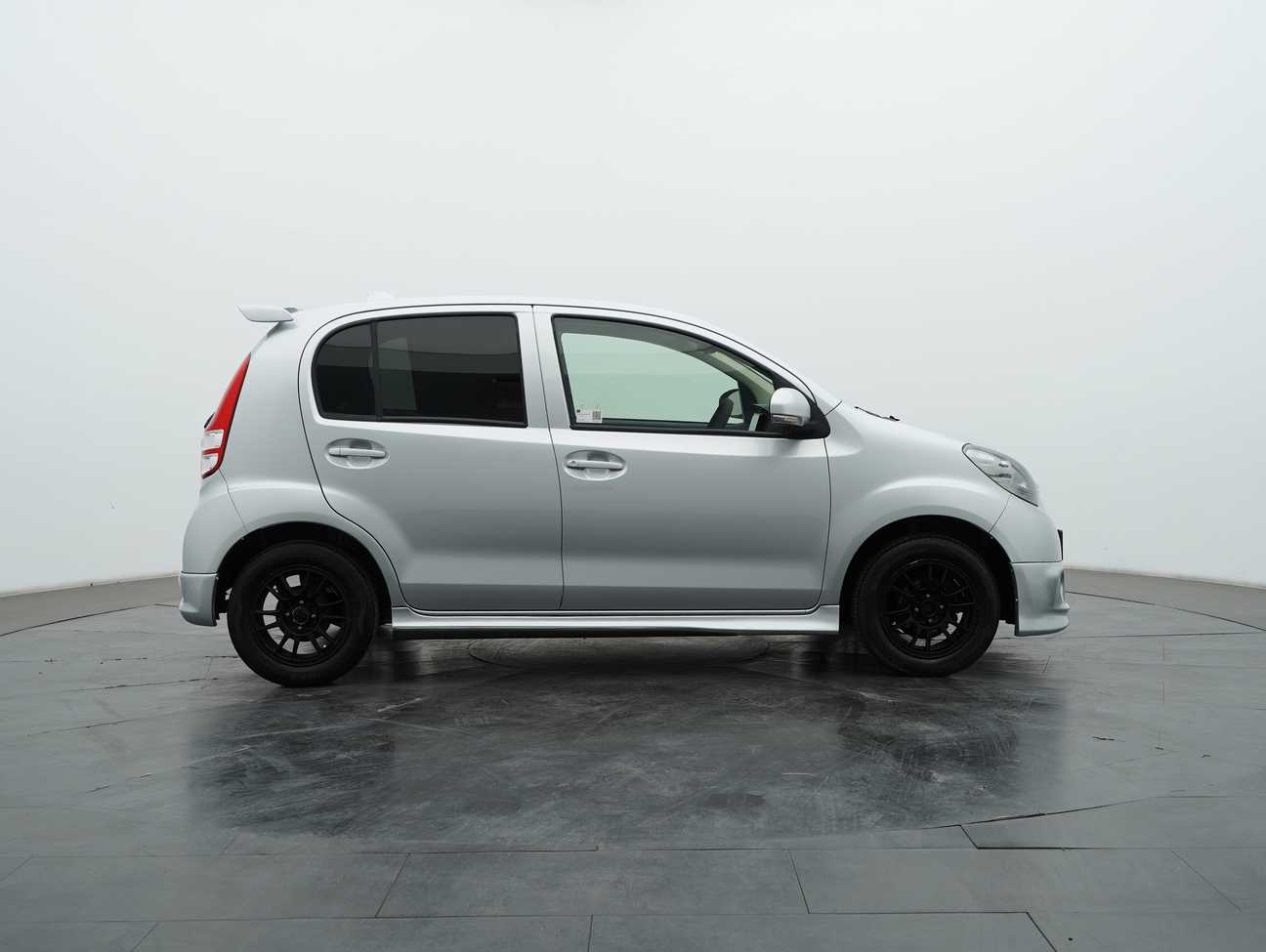 terpakai 2011 Perodua Myvi EZ 1.3