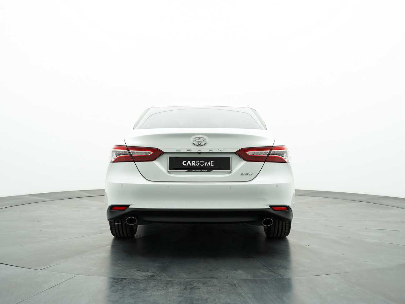 terpakai 2019 Toyota CAMRY V 2.5