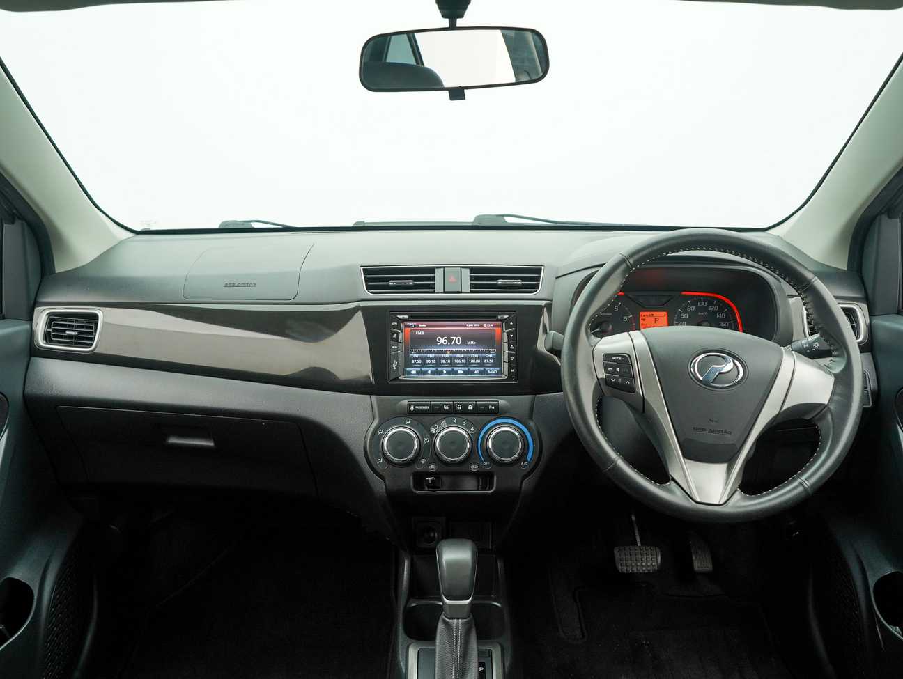 terpakai 2017 Perodua Bezza Advance 1.3