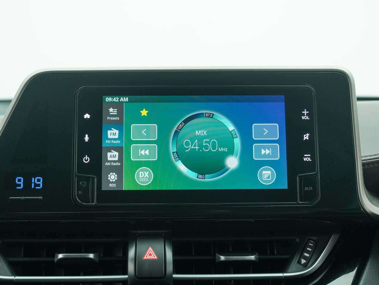 used 2019 Toyota C-HR  1.8