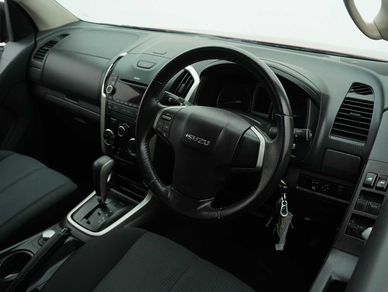 terpakai 2013 Isuzu D-Max Dual Cab 4X4 2.5