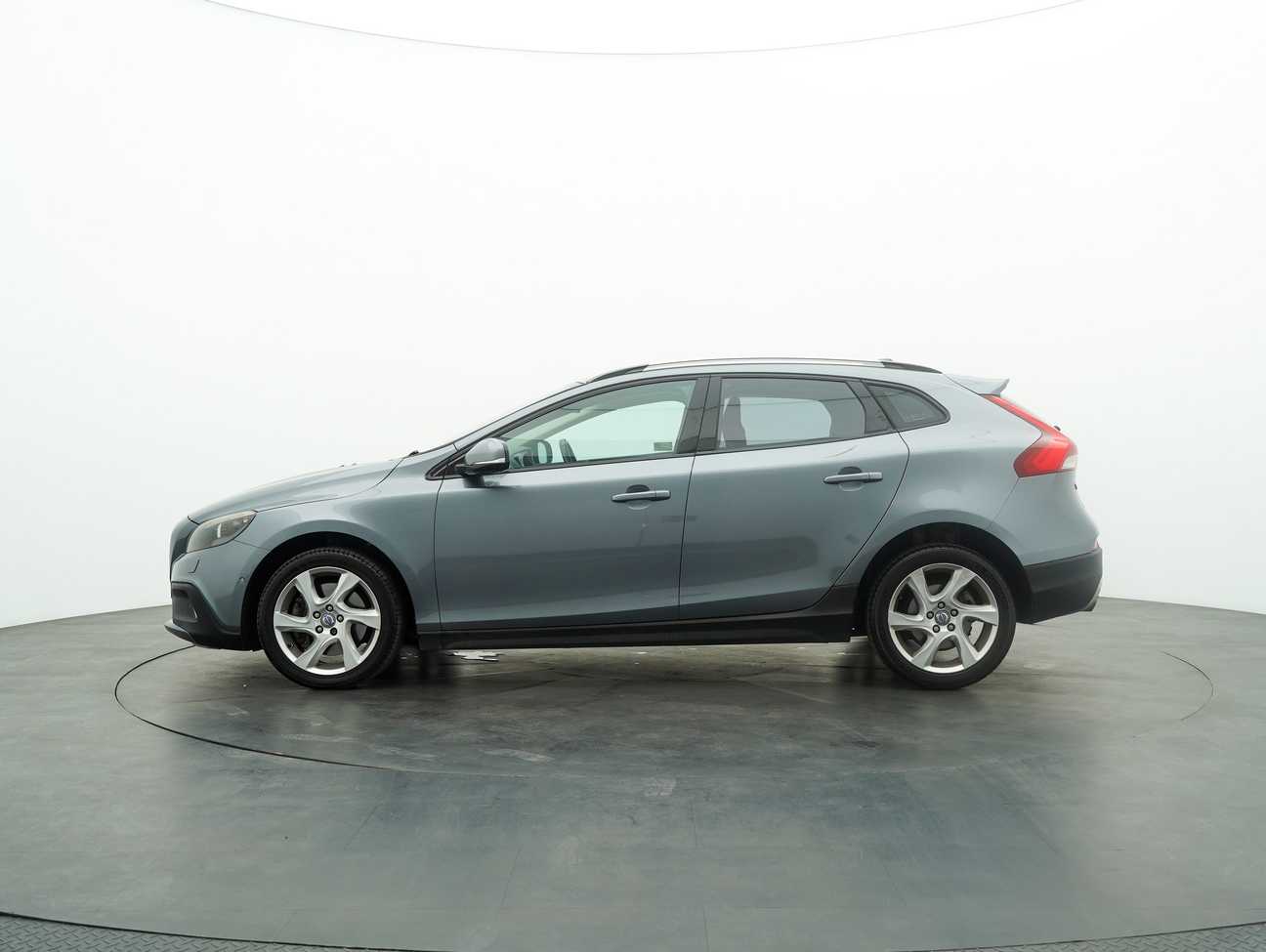 used 2015 Volvo V40 T5 2.0