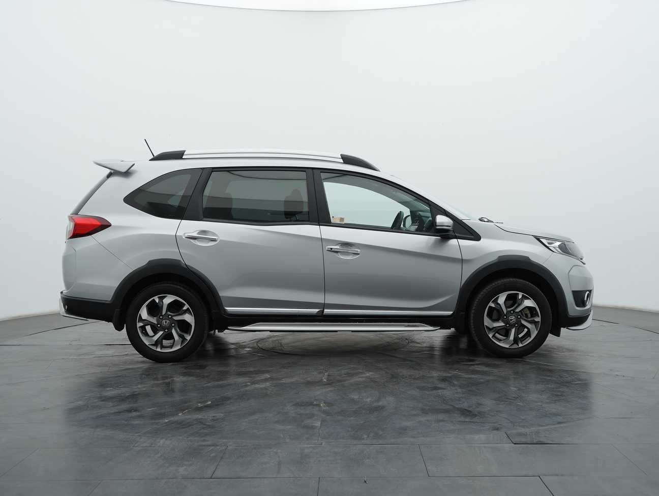 used 2019 Honda BR-V V 1.5