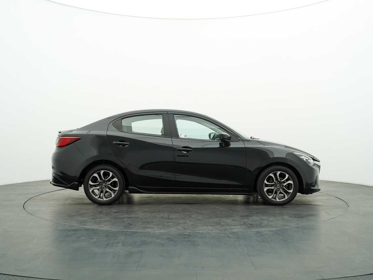 used 2016 Mazda 2 SKYACTIV-G (LED Headlight with DRL) 1.5