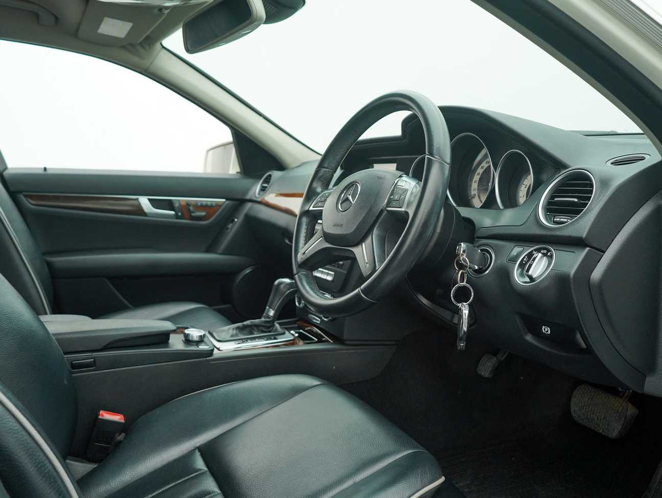 used 2011 Mercedes-Benz C200 Elegance CGI 1.8