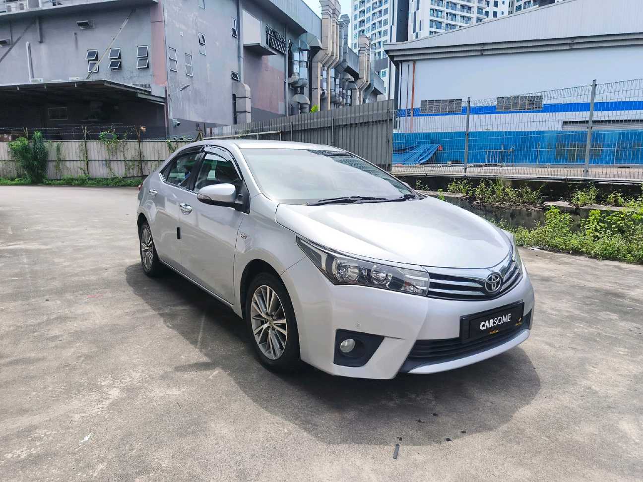 used 2015 Toyota Corolla Altis E 1.8