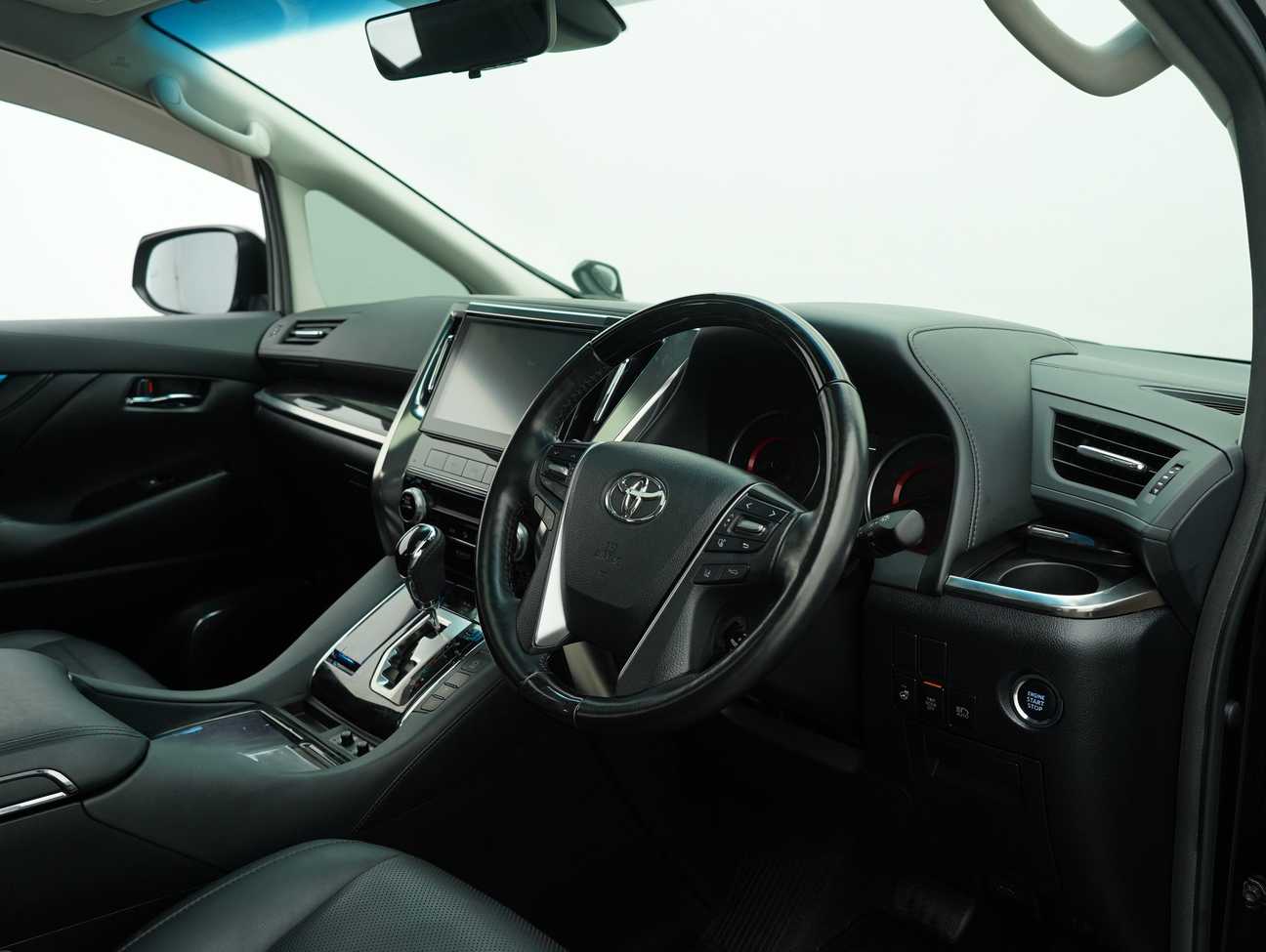 terpakai 2019 Toyota Vellfire ZG 2.5