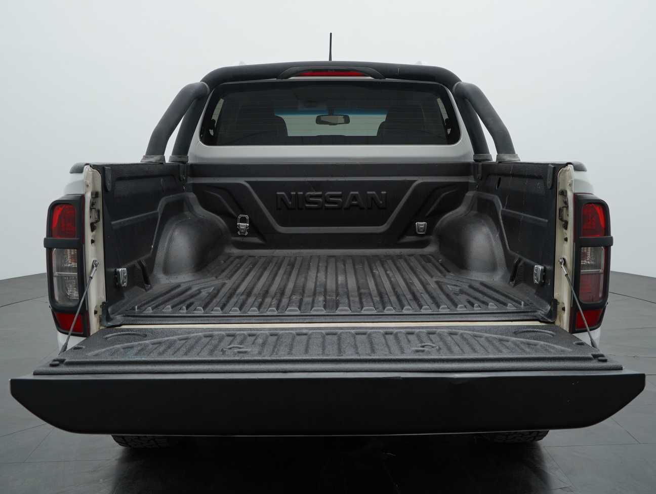 used 2019 Nissan Navara NP300 VL Dual Cab 2.5