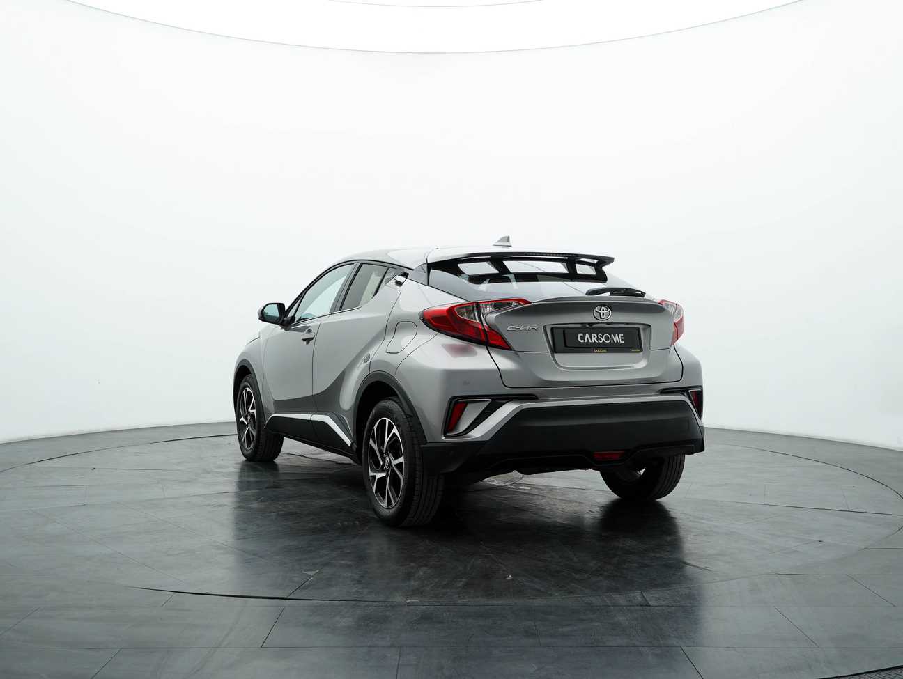 used 2019 Toyota C-HR  1.8