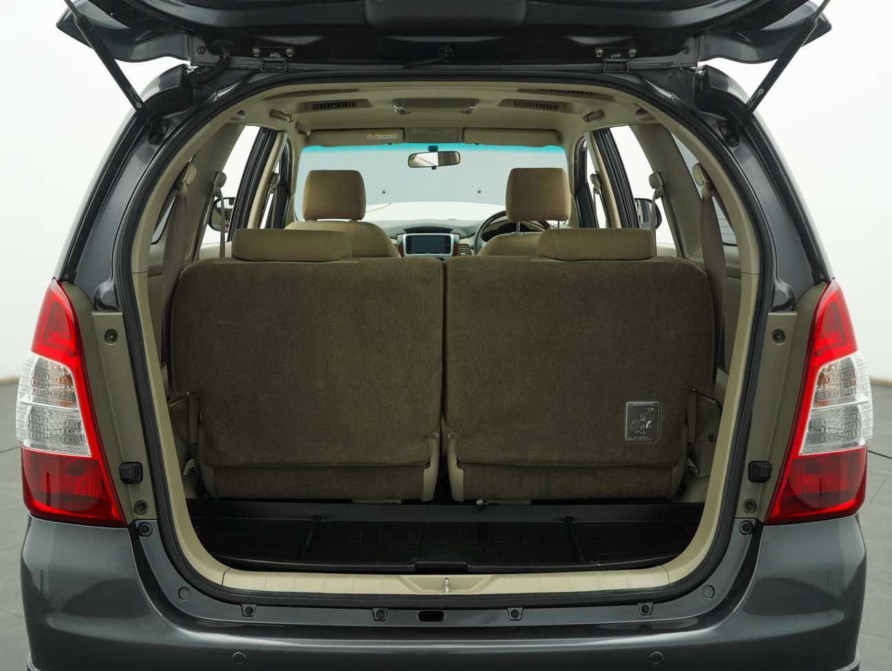 used 2015 Toyota Innova G 2.0